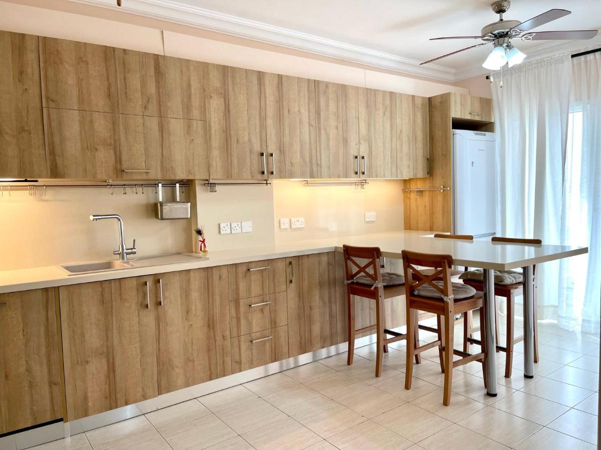 100 M To The Beach Sea La Vie 3 Bedroom Apartment 레메소스 외부 사진